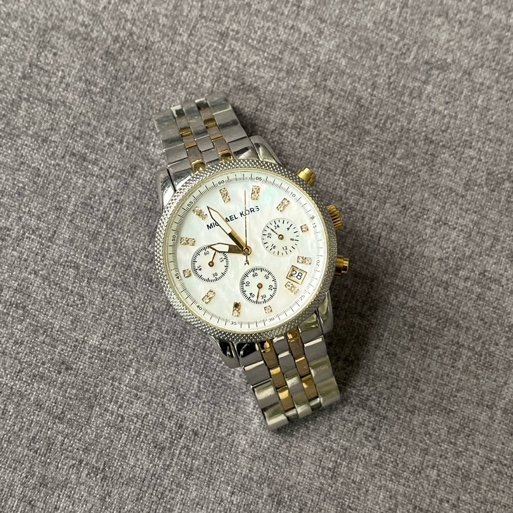 Michael Kors MK5057 Quartz Two Toned watch